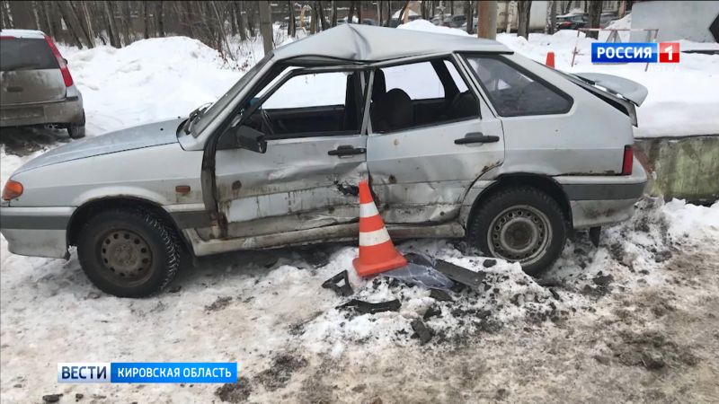 За сутки в Кировской области произошло два ДТП с пострадавшими