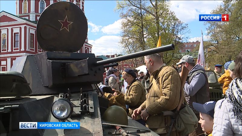 Кировчанам представили легендарный танк Т-60, который выпускали на кировском заводе