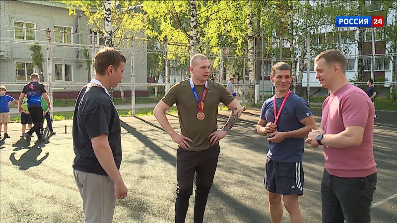 Кировские борцы вернулись с медалями сразу с нескольких турниров