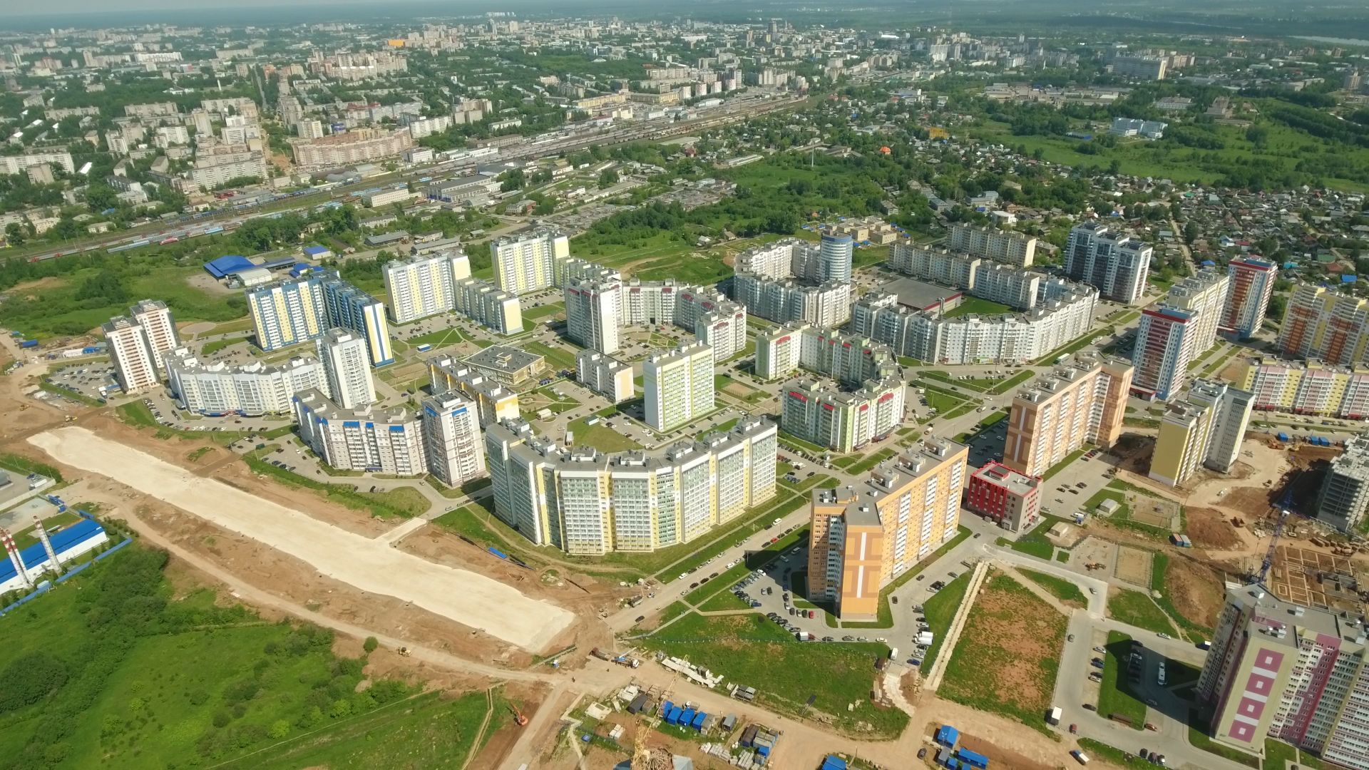 В понедельник в Кировской области ожидается до  25 градусов, но с холодным ветром