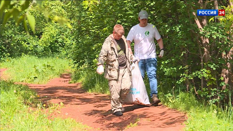 В Заречной части Кирова прошел большой субботник