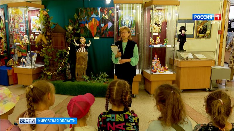 В диораме в день рождения Пушкина открылась выставка «Сказки Лукоморья»