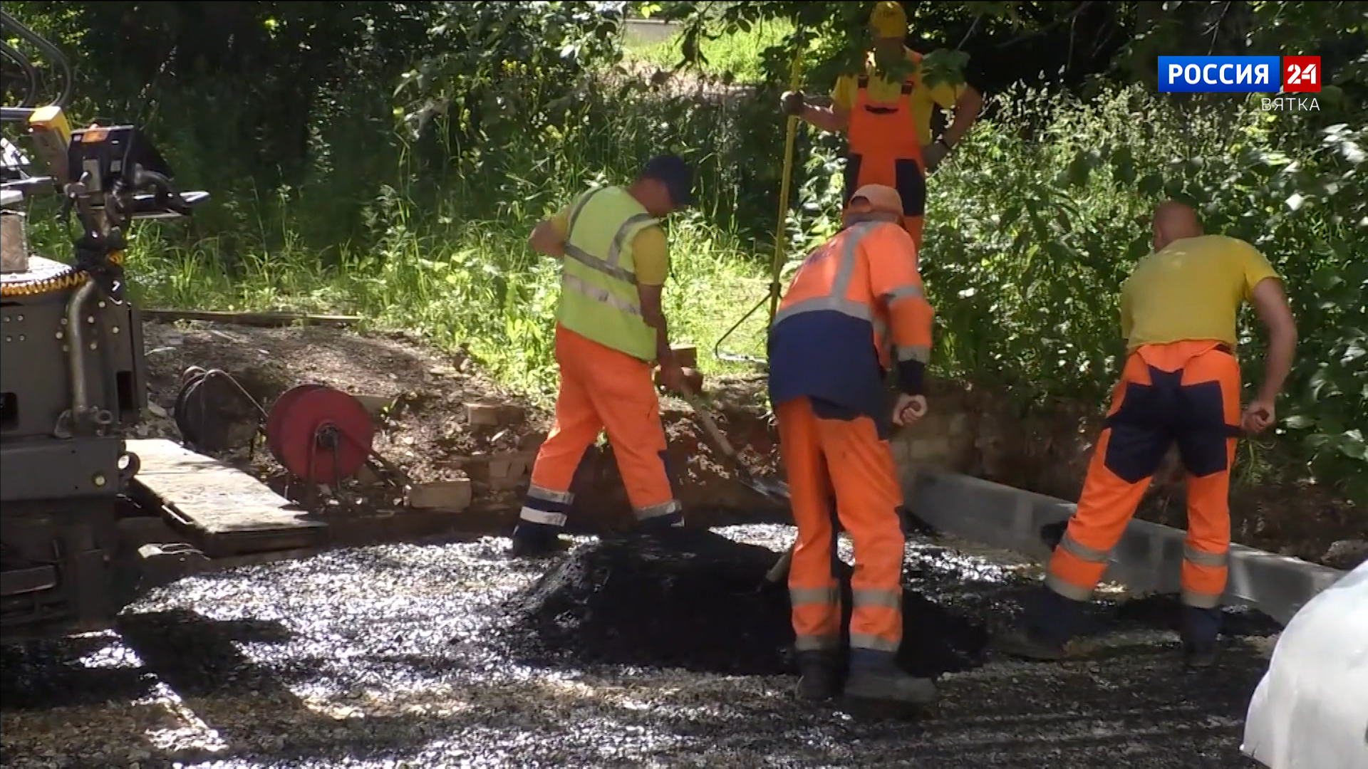 В Кирове одновременно идет благоустройство 20 дворов