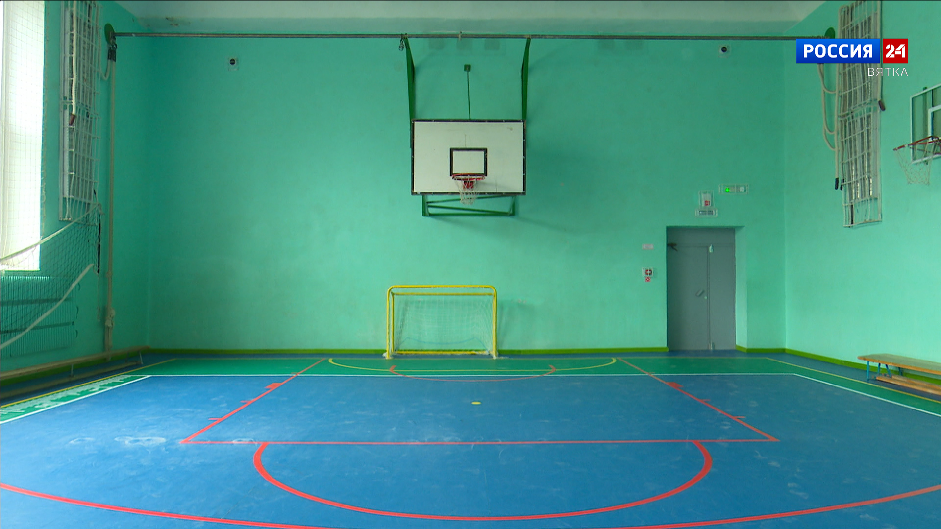 В Кирове 18 из 59 школ прошли проверку к новому учебному году