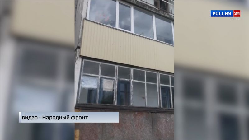 Женщина-инвалид из поселка Восток Котельничского района боится повторения пожара из-за протекающей крыши