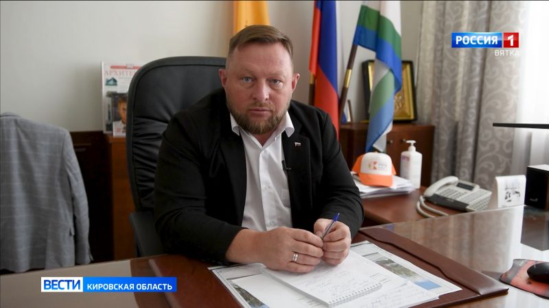 Вячеслав Симаков прокомментировал разрыв контрактов на строительство школ с компанией «Монолит»