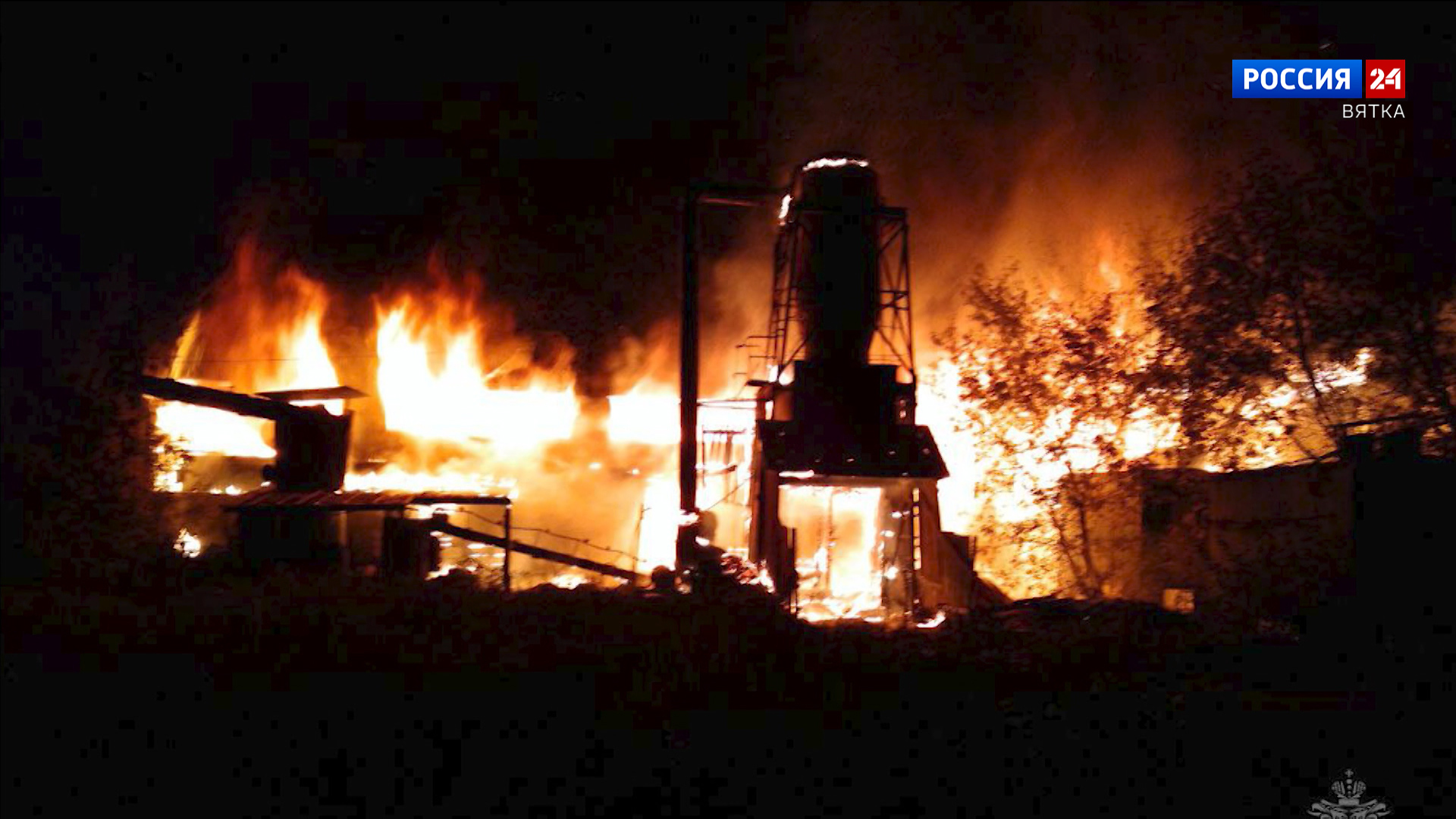 Стали известны подробности крупного пожара на улице Блюхера