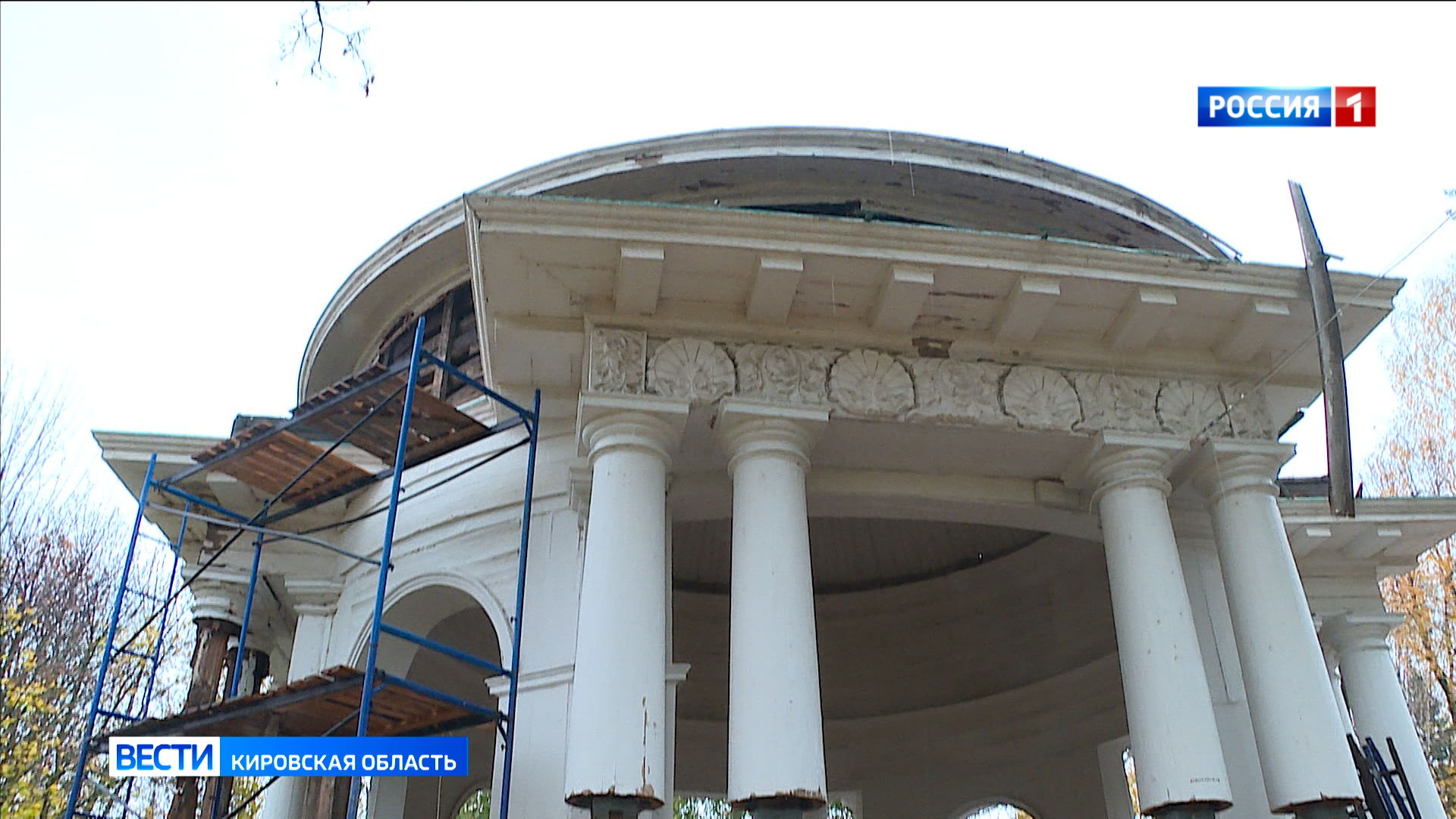 В Александровском саду у ротонд появится световое оформление