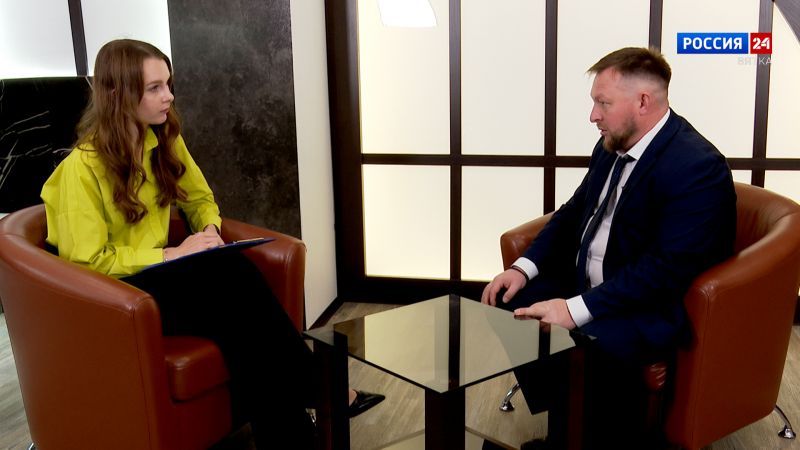 Как будут решаться вопросы со «сложными» перекрёстками и пробками в городе и почему общественный транспорт ходит не по расписанию? (08.11.2023)