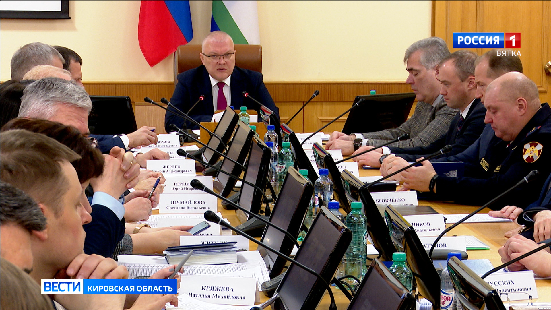 В Кирове обсудили готовность всех служб к новогодним каникулам
