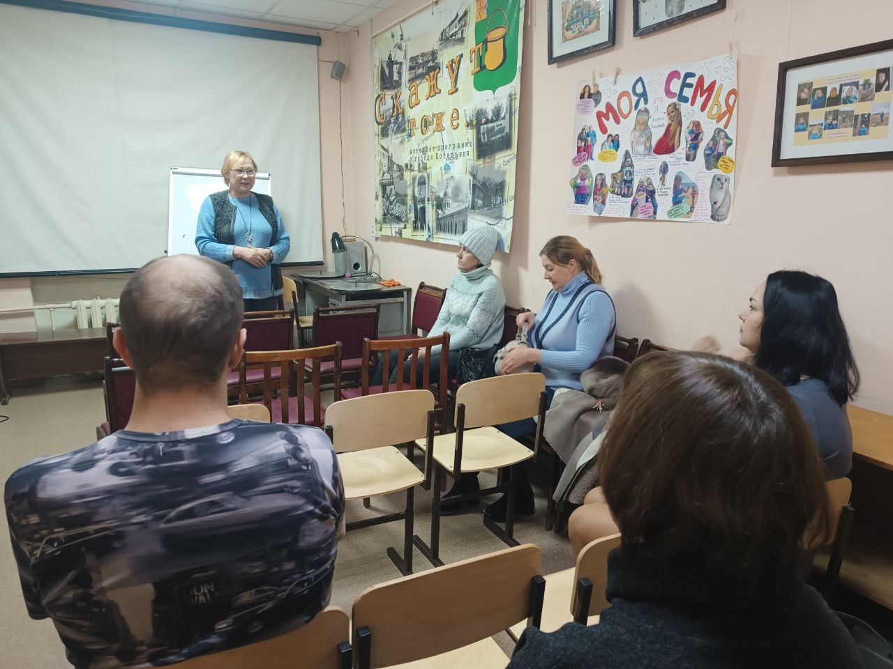 В Кировской области более 300 членов семей участников СВО подключились к проекту «Спасательный круг»