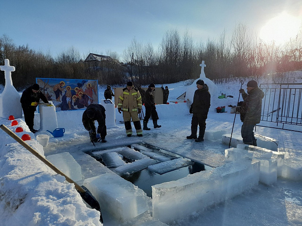 Губернатор Кировской области поручил обеспечить безопасность крещенских купаний