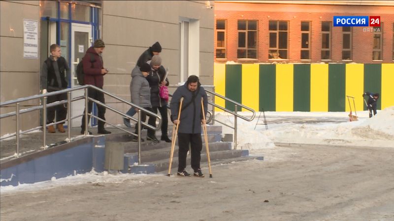 В Центре травматологии Кирова рассказали о работе в новогодние каникулы