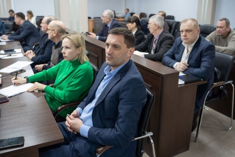 схема движения автобусов общественного транспорта киров. схема маршрутов общественного транспорта киров. система gps мониторинга транспорта. цдм мониторинг транспорта в кирове пассажирского. системы gps-мониторинга.