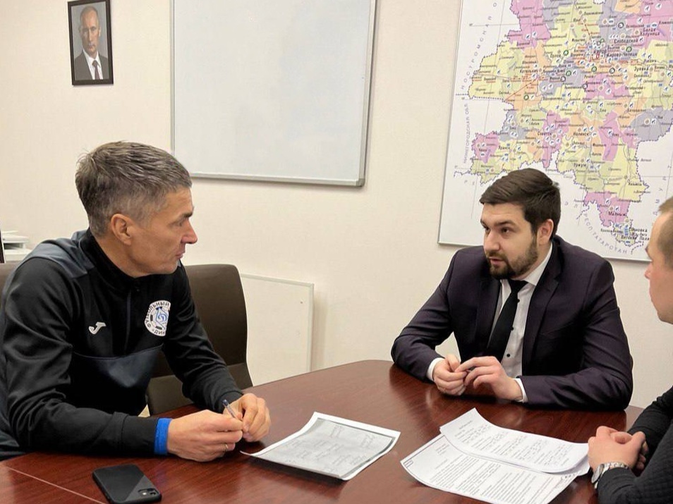 Кировское «Динамо» заключило контракты с новыми игроками