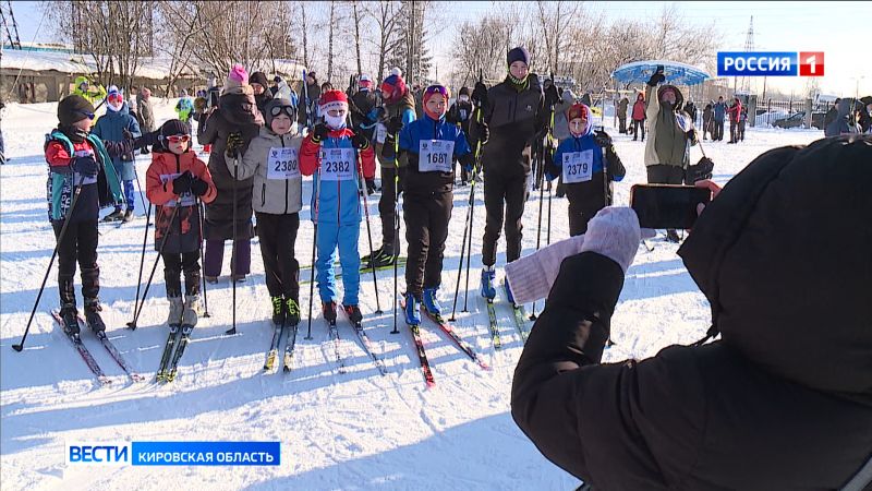 Кировчане приняли участие в «Лыжне России»