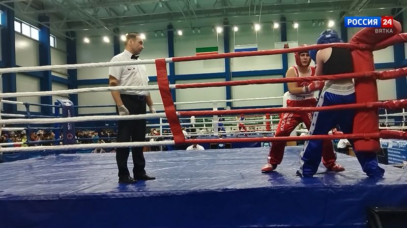 Кировские кикбоксеры завоевали 11 медалей на соревнованиях ПФО в Казани