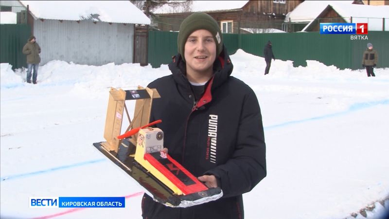 В Слободском прошли соревнования по аэроглиссерам