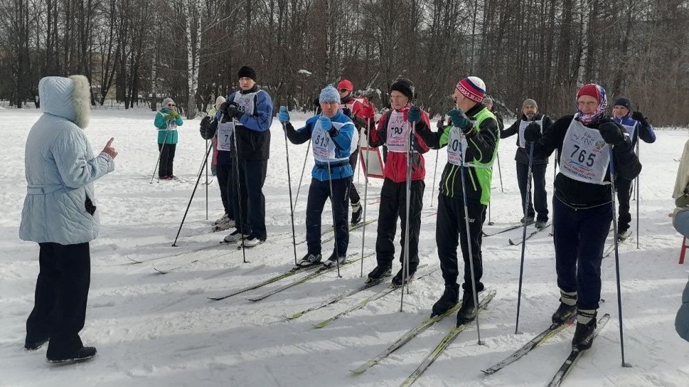 Кировские ветераны стали участниками зимней спартакиады