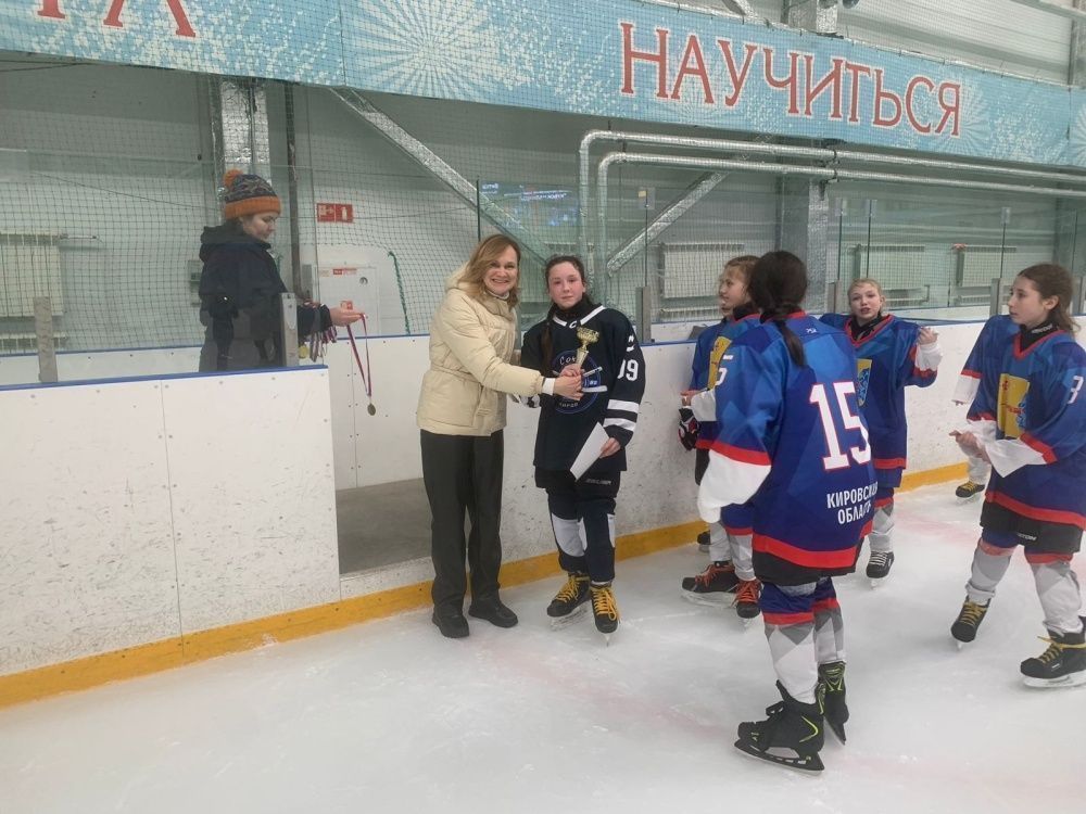 Кировские хоккеистки взяли «Кубок надежды»