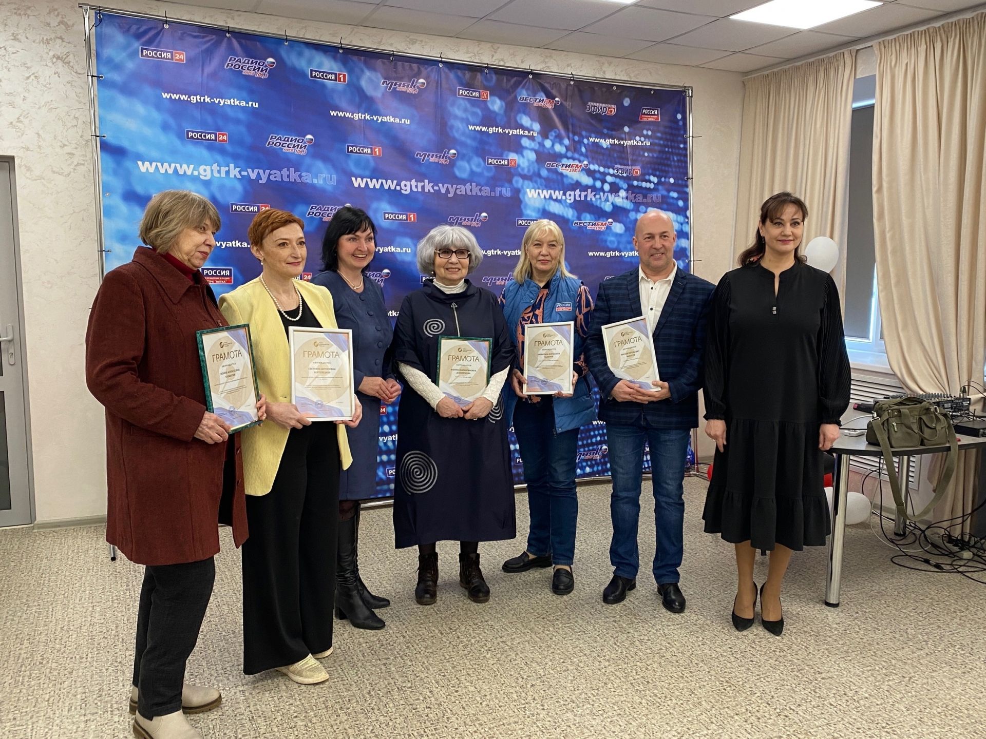 Сотрудников ГТРК «Вятка» наградили грамотами от Союза журналистов России