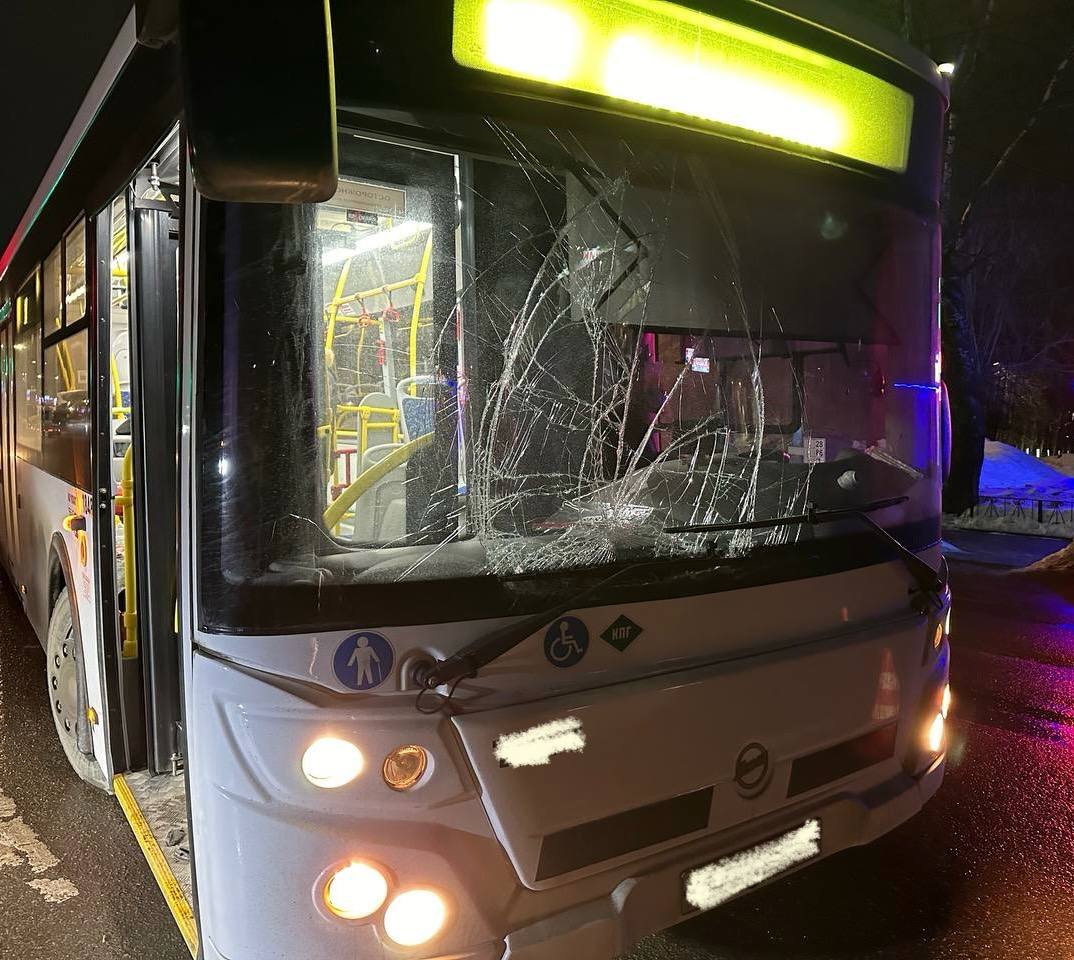 В Кирове водитель автобуса совершил наезд на пешехода