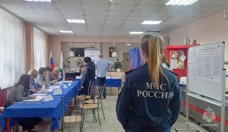 Безопасность на выборах обеспечивают сотрудники МВД, Росгвардии и представители МЧС