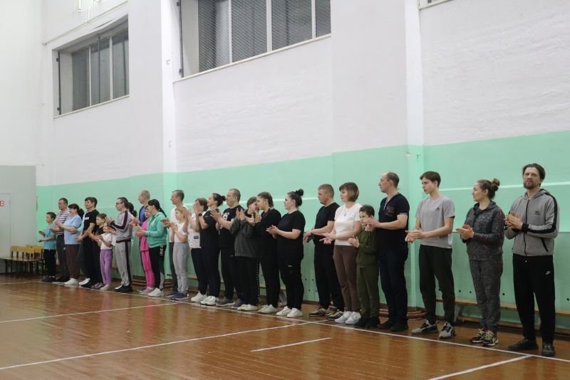 В Кировской области прошел спортивный фестиваль «Папа, мама, я – спортивная семья»