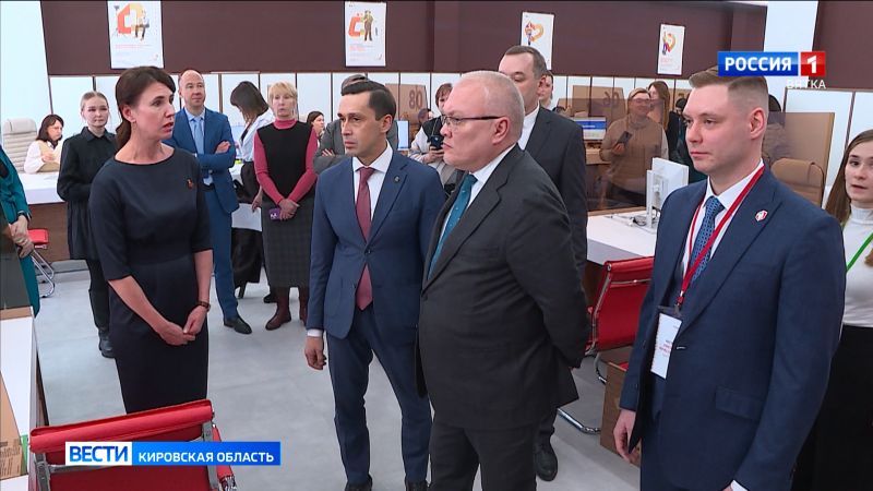 Для кировчан открыл свои двери флагманский центр «Мои документы»