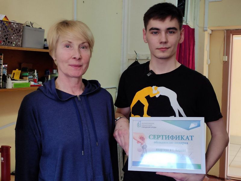 Вятский госуниверситет показал студента, которому досталась квартира в Кирове