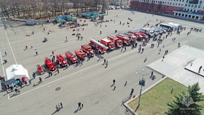 Кировчан приглашают вместе с сотрудниками МЧС отметить День пожарной охраны