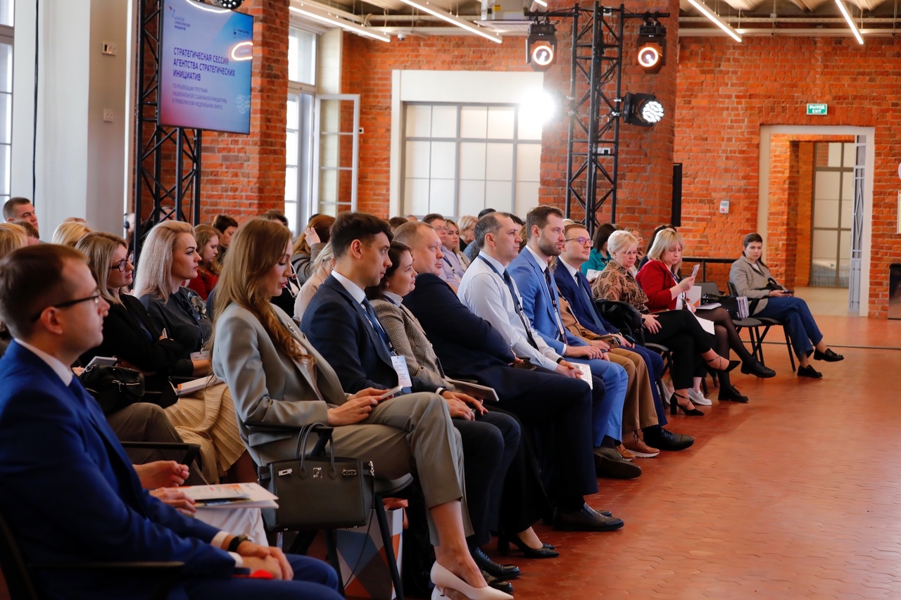 В Нижнем Новгороде обсудили внедрение региональных социальных стандартов в регионах Приволжья