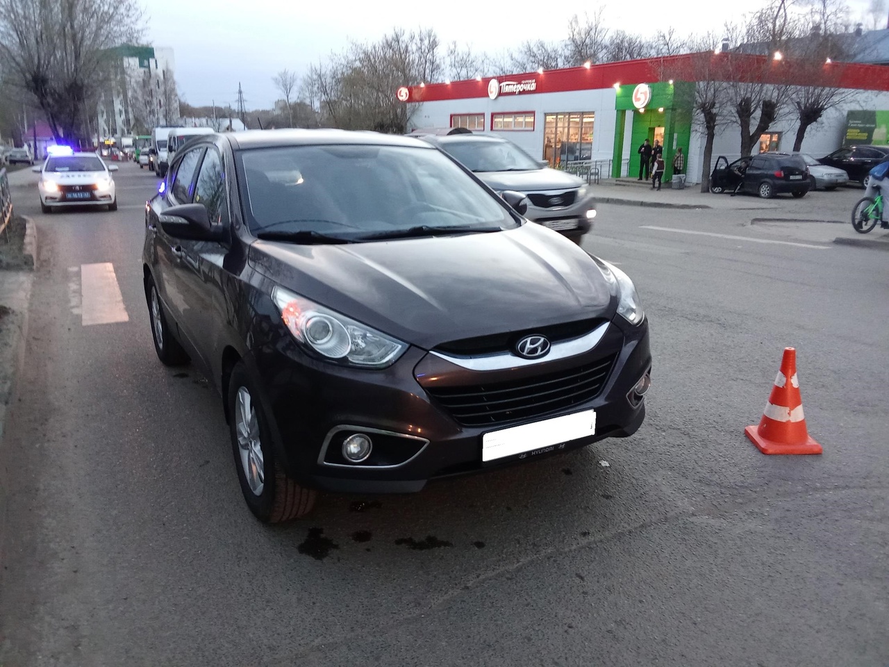 В Кирове под колесами корейского кроссовера оказались две школьницы