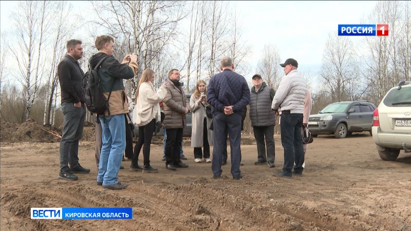 Представители общественной палаты проверили ход строительства школы в Озерках