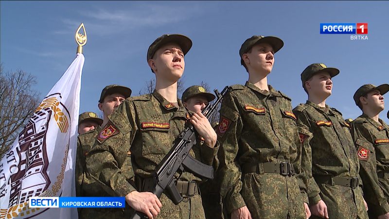 В Кирове начались репетиции Парада Победы