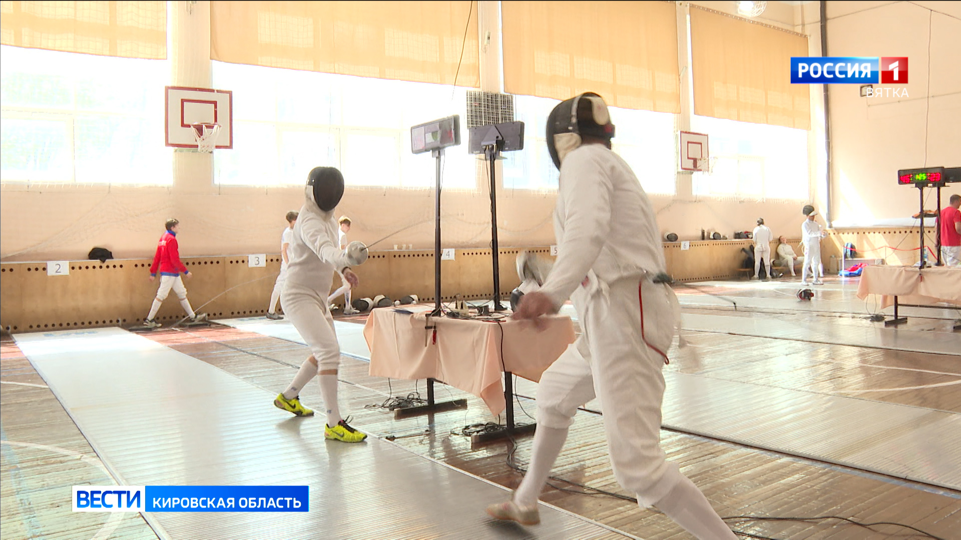 В Кирове прошли Всероссийские соревнования по фехтованию на шпагах памяти Юрия Морозова