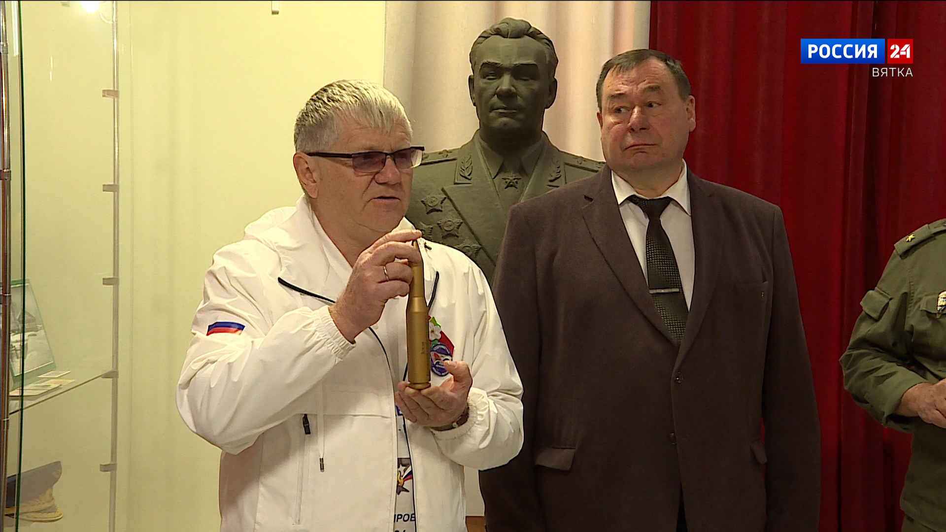 В Киров доставили капсулу с землей из легендарной Брестской крепости