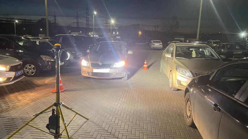 В Кирове на парковке у дома сбили ребенка