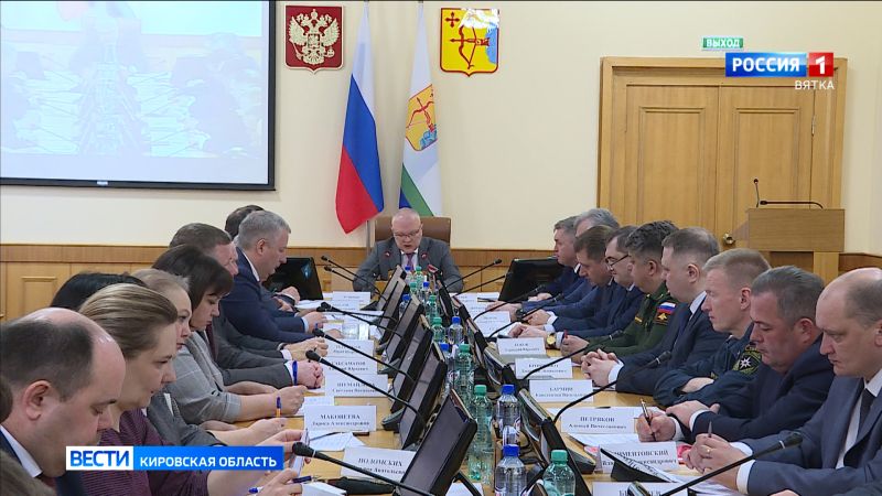 Александр Соколов поручил отменить обустройство дороги к коттеджному поселку, где живет глава Нововятского района