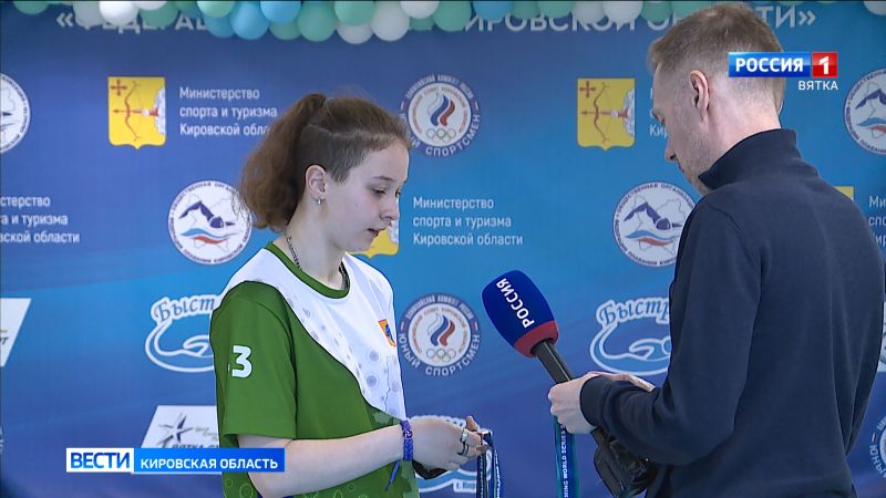 Кировчанка вошла в число победителей на соревнованиях по плаванию в Сингапуре