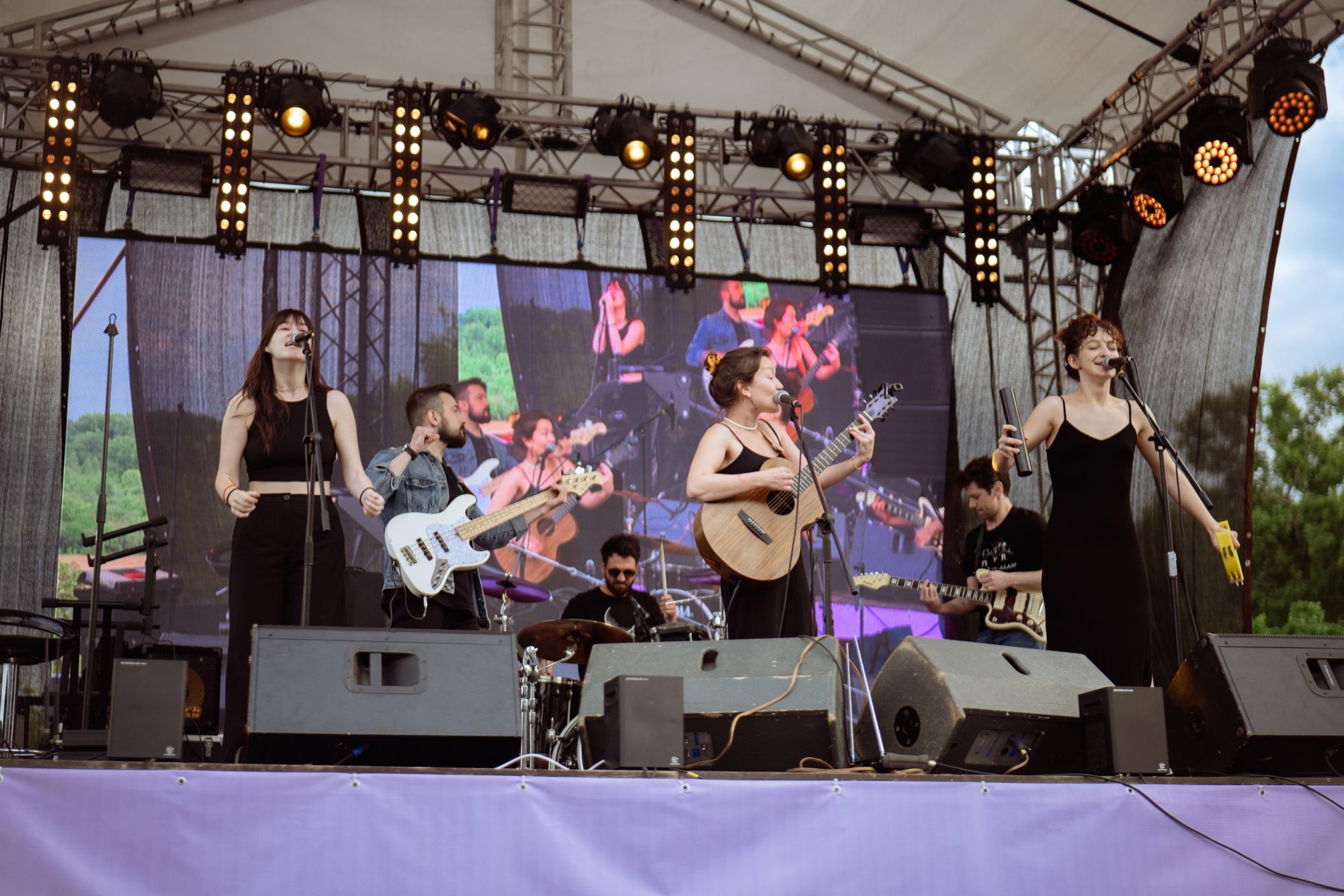 Кировчанам озвучили программу Дня молодежи