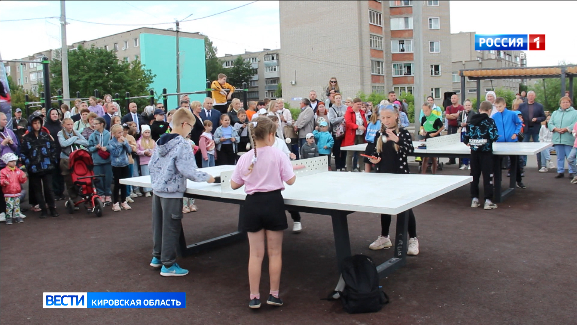 В микрорайоне Лянгасово открыли новую многофункциональную спортплощадку