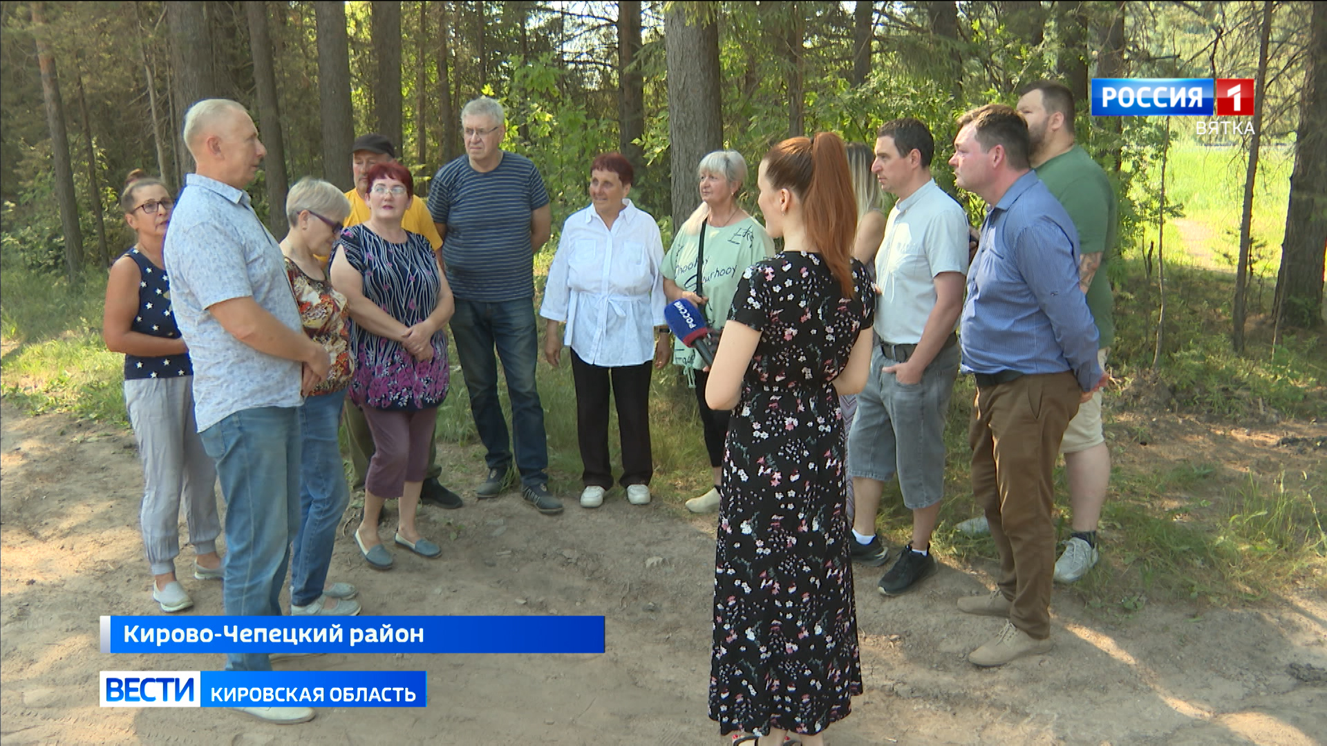 Жители Кирово-Чепецкого района жалуются на состояние дороги до станции Бумкомбинат