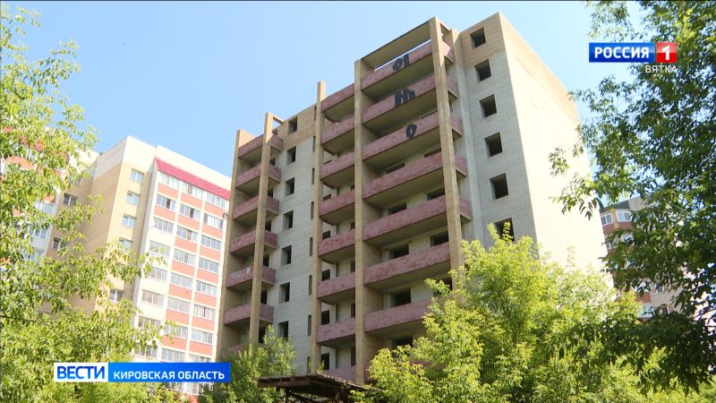 Жители улицы Мичуринской в Кирове пожаловались на опасный недострой
