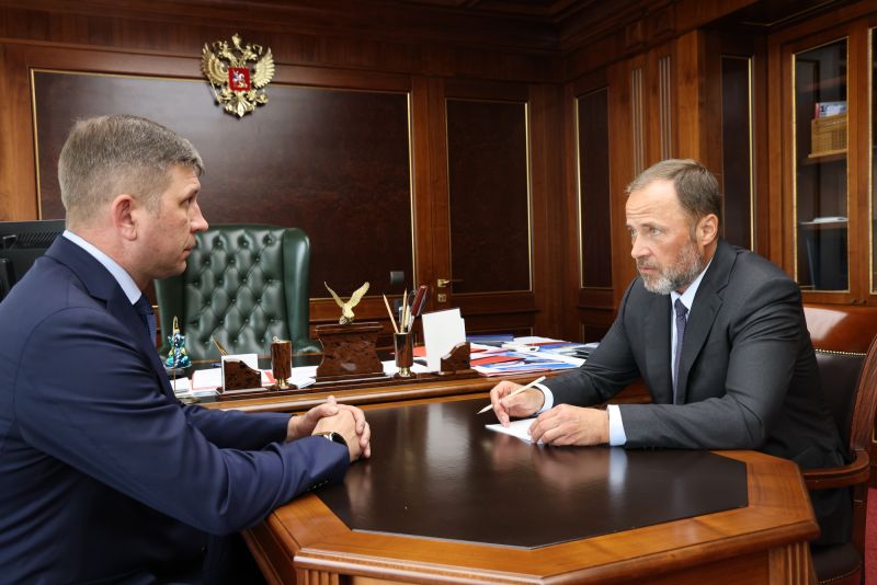 Полпред Игорь Комаров стал наставником программы «Время Героев»