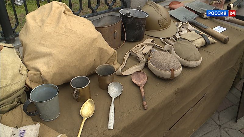 На набережной Грина начала работу выставка «Память времён»