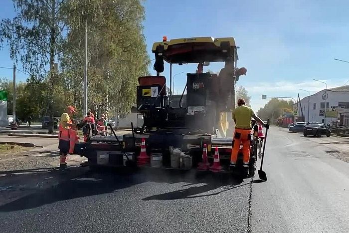 В Кировской области ремонтируют автодороги
