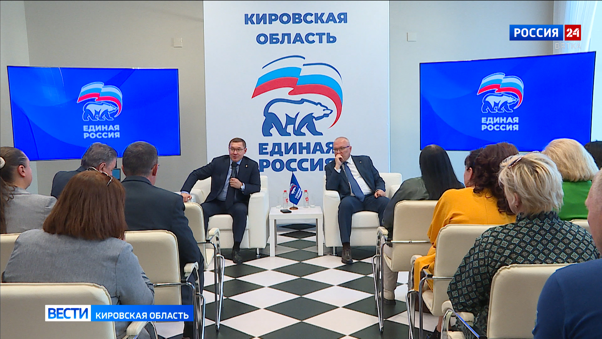 Первый вице-спикер Совета Федерации Владимир Якушев посетил Киров с рабочим визитом