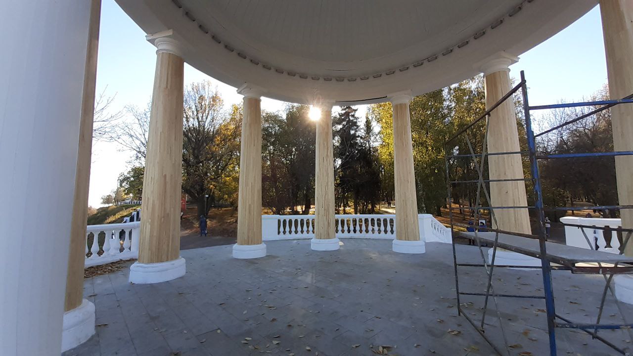 Береговая ротонда Александровского сада все еще не принята в эксплуатацию