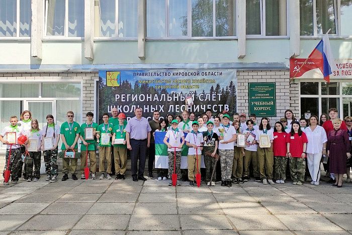 В Кировской области растет количество школьных лесничеств